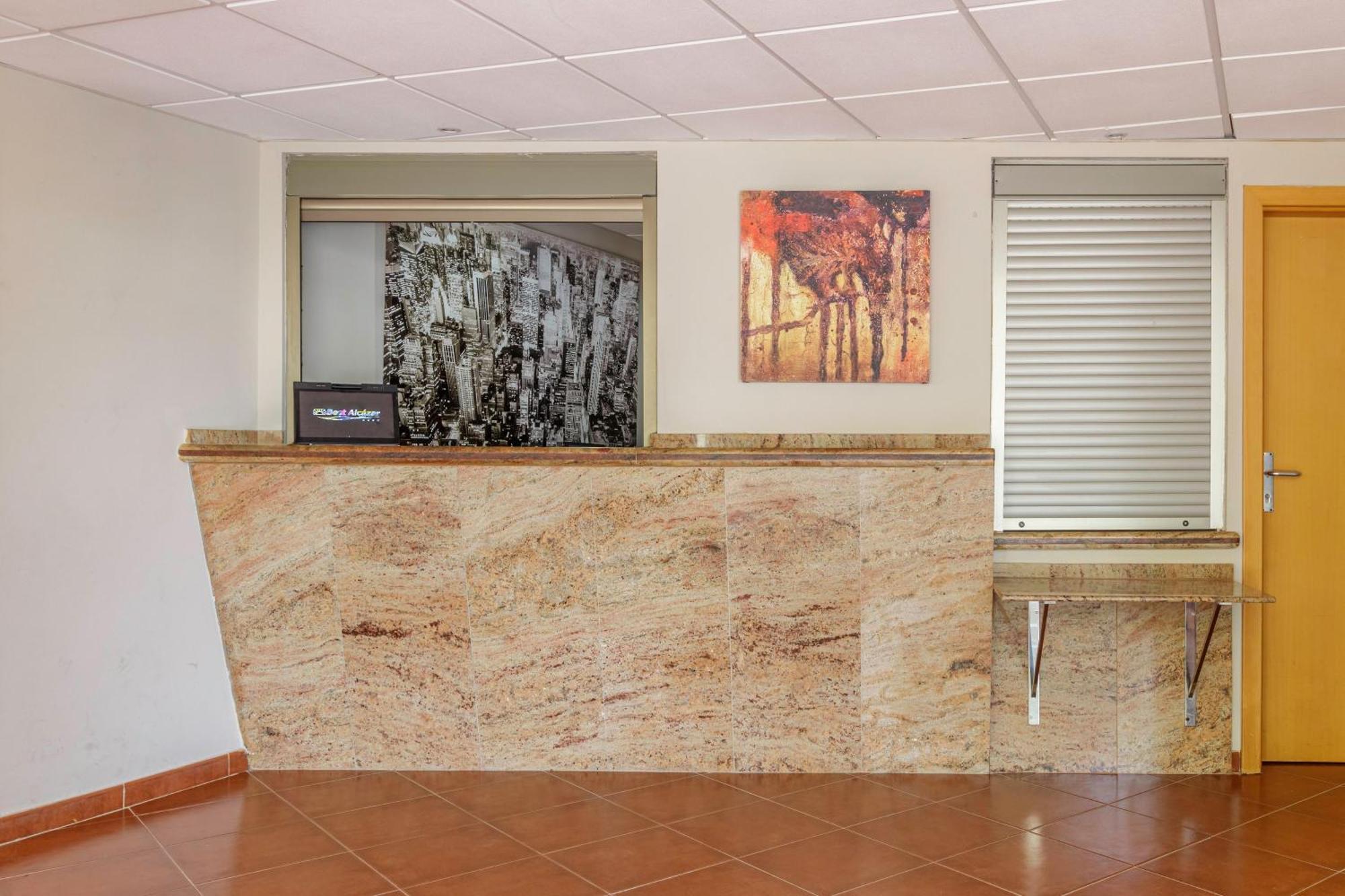 Apartamentos Best Alcazar Ла Херадура Екстериор снимка