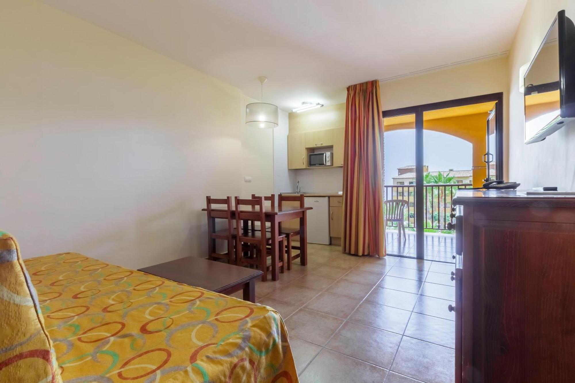 Apartamentos Best Alcazar Ла Херадура Екстериор снимка